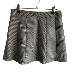 Zara Plaid Mini Skirt Sz M Grey A-Line Zip Front Old Money Preppy Minimalist EUC